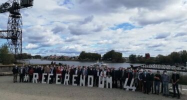 Élu(e)s : rejoignez les 150 signataires du courrier à E. Macron pour la demande de referendum sur la réunification